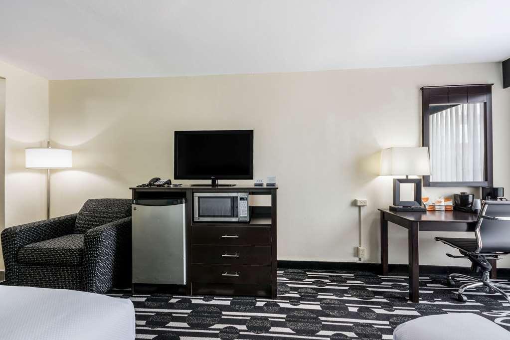 Baymont By Wyndham Oklahoma City Bricktown Room photo